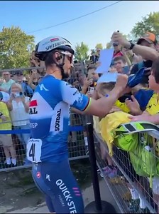 190K views · 2.3K reactions | Teamwork 卵亂 | Soudal Quick-Step Pro Cycling Team | Facebook