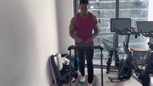 Watch Treadmill functional display video on Amazon Live