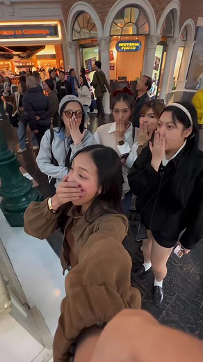 macau tourists (all over the world) 🤪 #macautiktok🇲🇴 #เที่ยวกับtiktok #ilovetiktok #fyp #bangkok