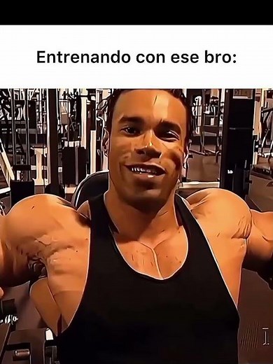 ENTRENANDO CON MI BROOO 💪🔥 siguemee #motivacion #todos #parati #fyp #mindset #fitness #gym