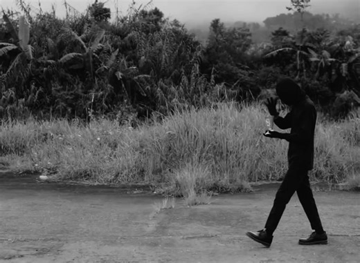 Quantum Obeah and the Collapse of the Old Frequencies In the New Aeon, Quantum Obeah reveals that the universe is not built from matter but from vibration, frequency, and dimensionless information-fields. What appears as solid reality is only one bandwidth of an infinite spectrum—much like a single station on a cosmic radio that is broadcasting countless channels simultaneously. Most humans remain trapped on one channel, unable to perceive the worlds overlapping their own. But the Maroon Magicia