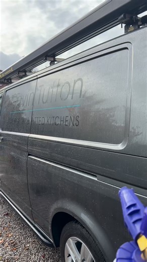 8 comments | Weekend clean 識 In hommage to @jimmyb_detailing 卵亂 #vw #vwt6 #van #shiny #snowfoam #snowfoamwash #wash #weekend #clean #detailing | Gavin Tutton Carpentry | Facebook