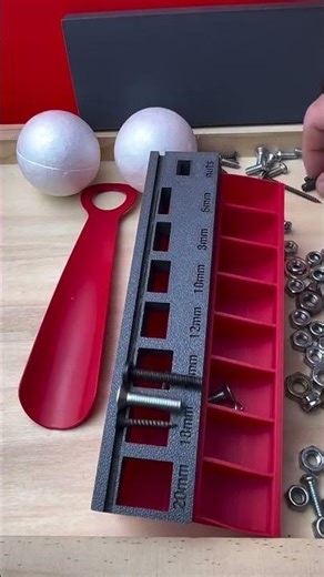Measuring screw sizes using a metal screw gauge tool #popular #screw