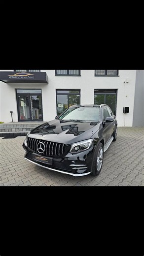 🚗 Mercedes-Benz GLC 250d 4MATIC AMG Line – Luxus trifft Alltag! 😍 🔥 204 PS | 4MATIC | AMG Line | LED | Navi | Kamera ✅ Erstzulassung: 09/2017 ✅ 109.490 km ✅ Automatik ✅ Diesel (Euro 6) ✅ 2. Hand ✅ HU bis 11/2027 ✅ Scheckheftgepflegt ✅ Letzte Inspektion am 25.11.2025 bei 105.423 km ✨ Highlights: • AMG Line Interieur & Exterieur • LED Intelligent Light System • Rückfahrkamera Parkassistent • Apple CarPlay & Android Auto • Sitzheizung • Elektrische Heckklappe • Keyless Start / Keyless-Go • Ambie