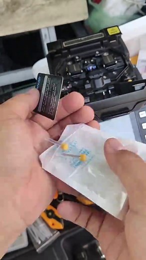 Comprehensive Fiber Optics Technician Training Guide