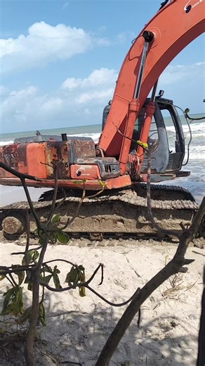 Silvester Yandy (@silvesteryandy)’s videos with suara asli - Da Ipmann