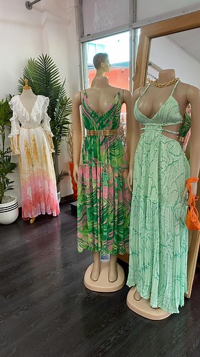 Super cute #maxidresses now in @stylesavvybtqja Stop by and shop now #shopstylesavvy #savvyspring #savvymaxi | Style Savvy