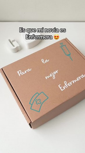 Sorprende a tu novia enfermera con un detalle especial