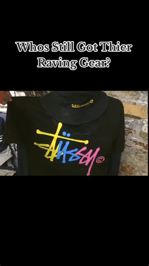 90s Rave Fashion: Memories of Classic Clothing and Hats