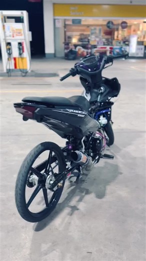spec 70 jet 6 untuk dilepaskan harga dipinta rm2200 nego ❗️spec baru siap sebulan takde masalah apa ii❗️ head hipower 24/27 bagi fullset tb redleo 40mm & tb lhk 42mm grensap jet 6.15 esr block esr 70 body 7 piston hitam cam esr 4 balancer 13mm esr adjustable timing gear esr lidah nlk jet6 rentainer 2mm hhm rantai kecik 99.5L esr coil plug uma (belum bukak)