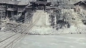 电影《万水千山》片段“飞夺泸定桥”