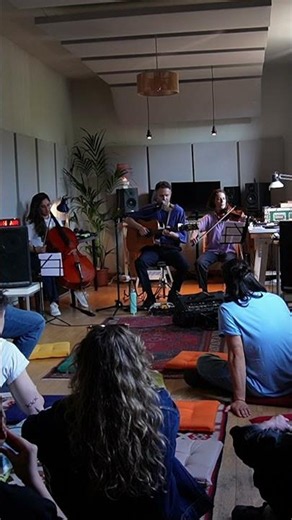Emit - bianco (live @ Lab10 Studio)