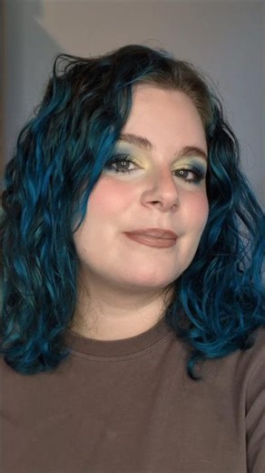 Blue 🤝 Yellow #makeup #makeupartist #makeuptutorial