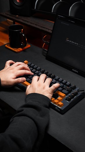 Poch Fermin | Royal Kludge H81 • 75% layout • Gasket mount • PBT Doubleshot keycaps • Sky Cyan Linear switches • 5 pin hot-swappable • South facing... | Instagram