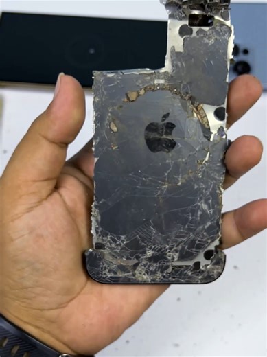 Restoring an iPhone 14 Pro Max from the Landfill