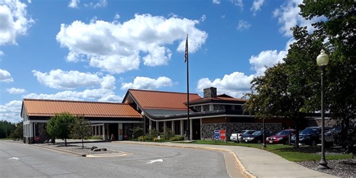 Rhinelander-Oneida Co. Airport sees surge of flyers in 2025