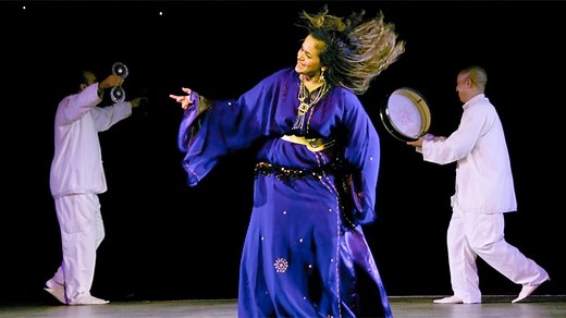 Learning Moroccan Shikhat dance. Also shikhat trips and costumes.