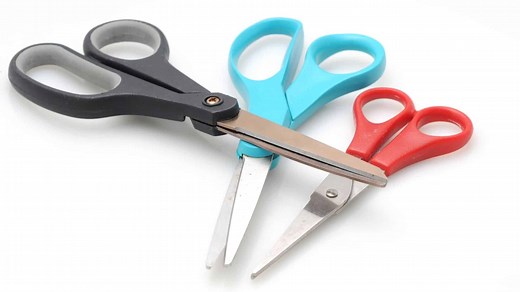 Can You Bring Scissors on a Plane 2026? - Travel Easier