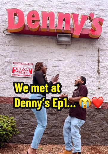 @Tall Queen 6’4 × Short King 👑 People think our relationship is scripted until they hear where it started… 😭❤️ A Short King and a 6’4 Tall Queen randomly meeting at Denny’s turned into millions of views, nonstop reactions, and now people watching our story all over the world. Nobody expected us to work. Nobody expected this connection. And DEFINITELY nobody expected us to become one of the internet’s favorite couples 😂👑 This is the FIRST episode of “Smidjet & Bobbe” — the real story of how w