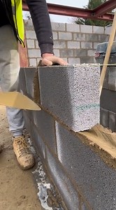 353K views · 2.2K reactions | How To Lay Bricks tricks For Beginners Using a line隣 | Bricklayer | Facebook