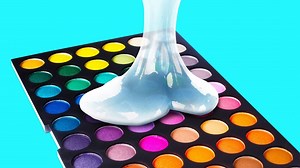 1.8M views · 817 reactions | 43 money-saving life hacks for girls. | 5-Minute Crafts Family | Facebook