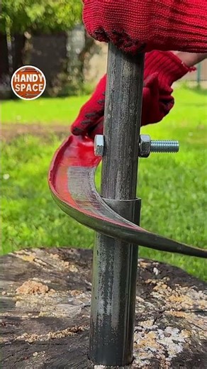 Old Tool, New Trick! Sharpening a Scythe with a Pipe and Bolt! #tools #shorts