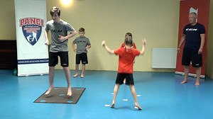 Jak rozhýbat děti i rodiče? Inspirace na zábavné cvičení na doma i zahradu - Novinky