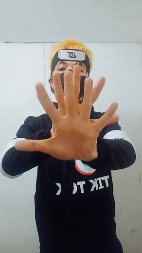 feel the effect of naruto's hand and finger switch 👐 #naruto #handswitchchallenge #foryou #foryoupage #fyp #trending #4u #fypage #4upage #foru