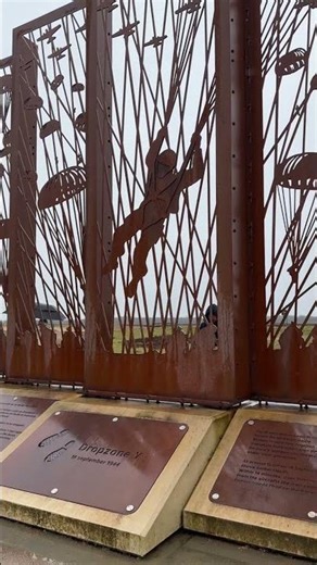 Dropzone Y - Ginkel Heath - Arnhem