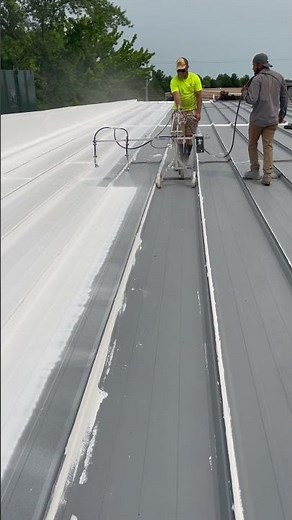 Spraying puma xl with the roof rabbit. #roof #roofing #roofer #roofcoating #metalroof