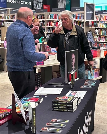 Look Enthused at Your Trade Show Booth (Even on Day 3