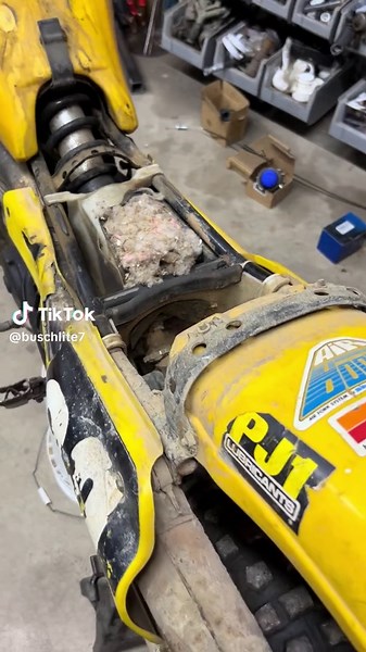 Yamaha 490 Dirtbike Review and Features