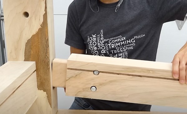 I built a portable workbench! Here’s how ✨