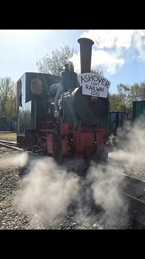 14 reactions | The Golden Valley Light Railway O&K 7529 running round...