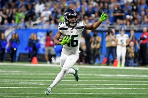 What Happened to Tyler Lockett? Seahawks WR Suffers Injury Against 49ers