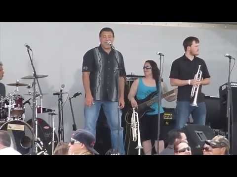 Al Hurricane, Jr. - "Cruz De Madera" Live