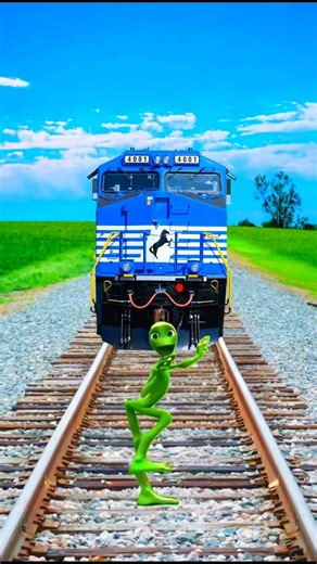 Railway Indian dance VFX 1 alien green vfx funny cartoon 🤣😂 vfx video