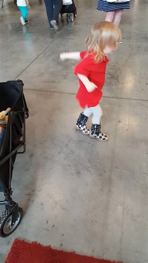 Throwback Thursday! This is one of my favorite videos of Autumn! We were at the OKC Farm Show and she was dancing without a care in the world. She caught the singer's attention. He was grinning from ear to ear as he continued to sing. For the record, this is STILL her personality. She's here to have a good time (wherever she goes). | Mandi Painter