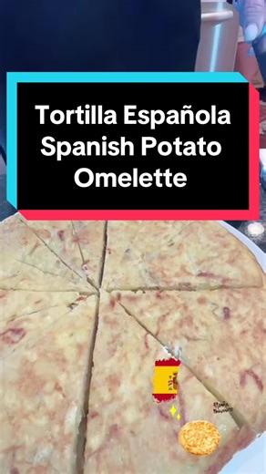 The OG Brunch Showstopper… The Super Delisiosa Spanish Tortilla! Imagine a huge omelette “cake” with friend potatoes and onions 🤤🤤but you can definitely add sausage, bacon, ham, or anything else to make it your own! Even remove the onions if you would like! Simple three ingredients for a fabulous snack, meal, breakfast, appetizer, midnight snack, or just to keep in the fridge for a hunger stack! Looks simple but it tastes like HEAVEN! Make it!!