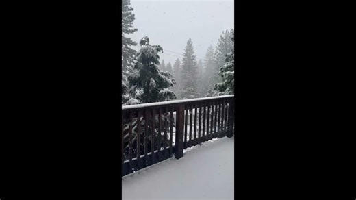 Viewer video | Snow falls in Arnold