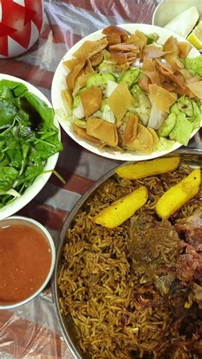 Local Dining in Bahrain | Khaleeji Cuisine Up Close #shorts #gcc #bahrain #arab #arabic #food #wtf
