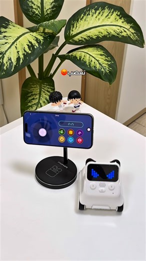 ‎STEAMers - ستيمرز‎ on Instagram‎: "روبوت Codey Rocky"‎