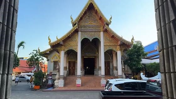 Chiang Mai - Arrival at Hotel and First Impressions