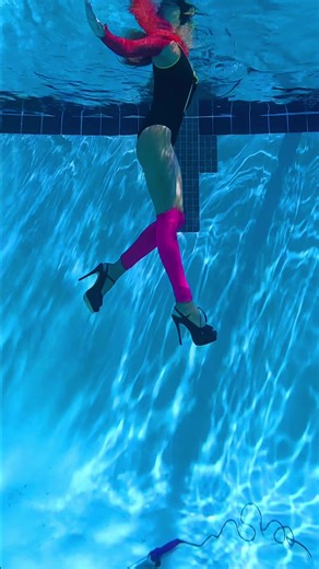 how to kick 🦵🏽 underwater! Which option are you ?😀 #underwater #swim #swimming #kicks #mermaid | Kristina Makushenko