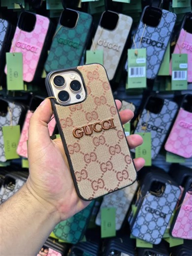 حافظة غوتشي لأحدث أجهزة الأيفون