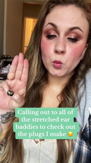 Just here to provide you all with some cool unique options for those stretched ears ☺️ All of these styles and more are in the shop now, I have over 400 options to choose from and I also do custom orders 🥰 Sizing starts at 2g and I have styles up to 2 inches! Thank you all for taking the time to checkout what I do! 14 years down, many more to go! 🥹