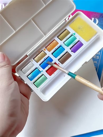 Smooth Color Paper: Perfect for Creative Projects