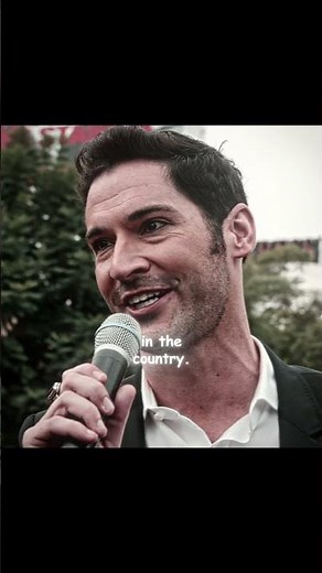 🤣Lucifer hijacks a tour bus to give Amenadiel the REAL tour of LA -Lucifer #lucifer