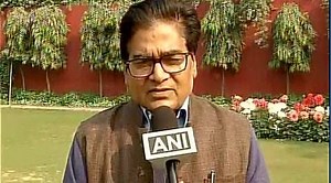 Akhilesh Yadav set to get Samajwadi party ‘cycle’ symbol? Ramgopal drops heavy hints