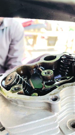 Push rod assembly removing #honda #automobile #viral #foryou